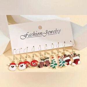 5 Pair of Miscellaneous Gold Tone Dangle Christmas Earrings